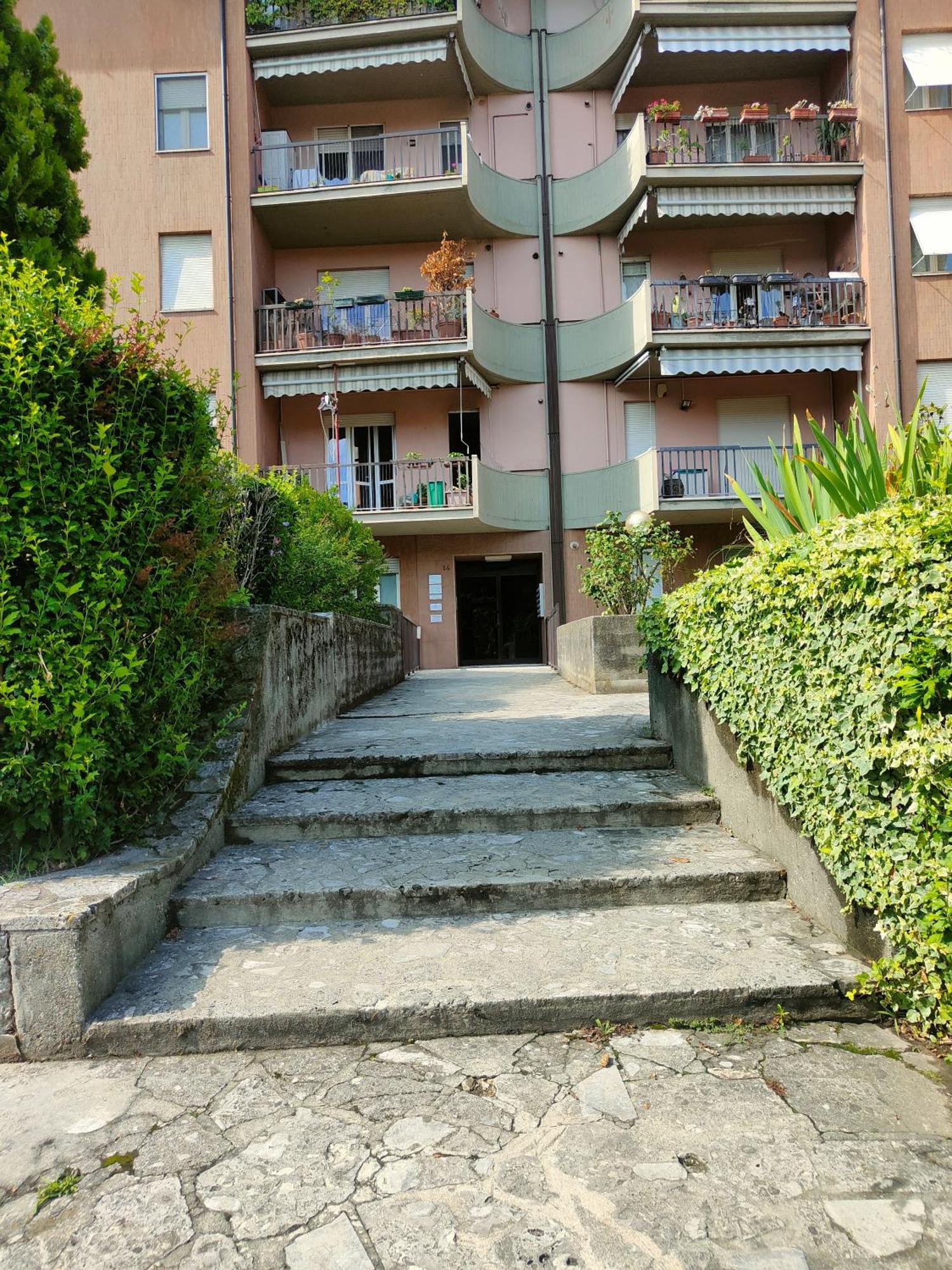 Maryhouse Bergamo Apartment Bagian luar foto